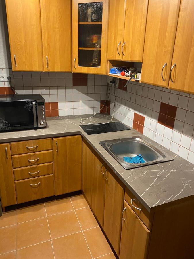 W Apartman 2 Тепліце-над-Метуї Екстер'єр фото
